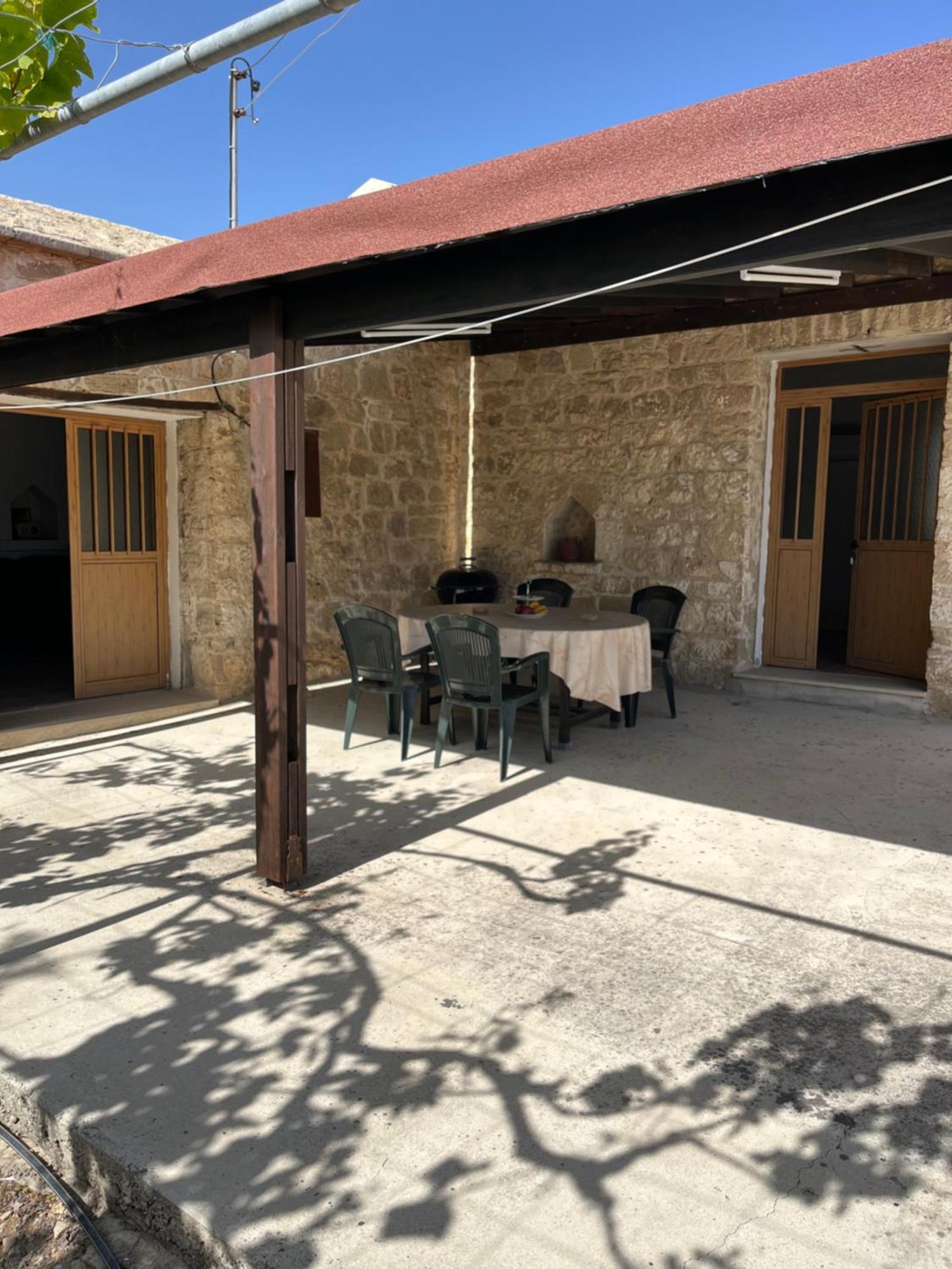 Friendly Villagehouse Пафос Екстер'єр фото